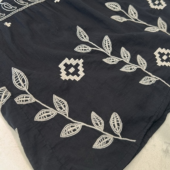 3J Johnny Was Workshop Black Tunic Dress with White Embroidery Boho Gothcore XS - Picture 8 of 13